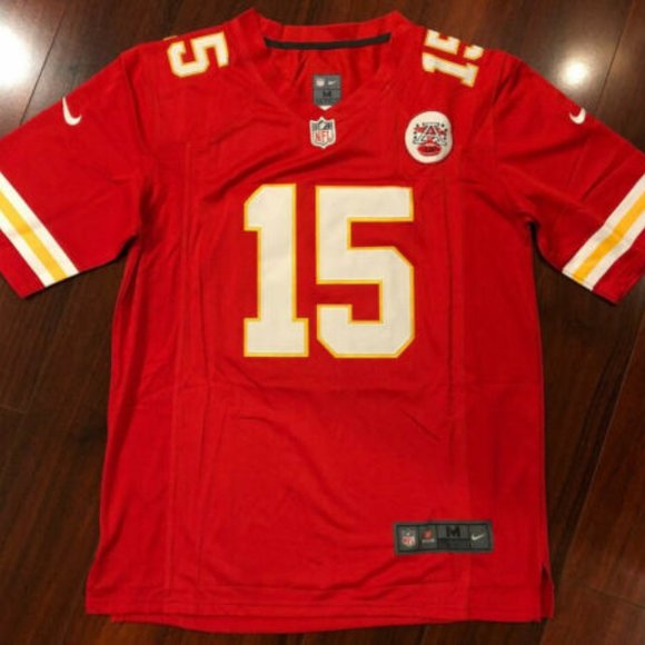 Youth Patrick Mahomes #15 Stitched RED Unsigned Jersey - Picture 2 of 3